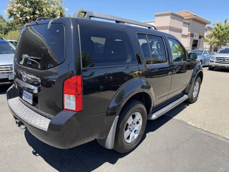 2012 Nissan Pathfinder S