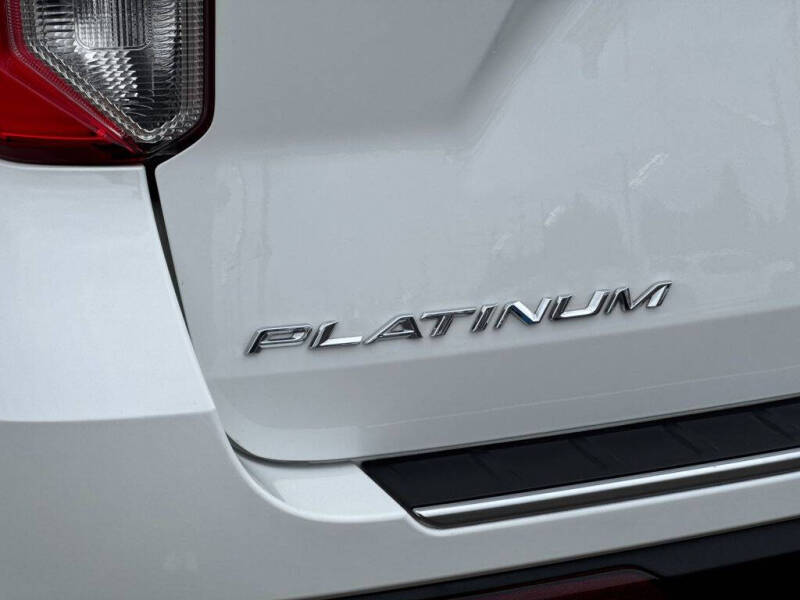 2023 Ford Explorer Platinum
