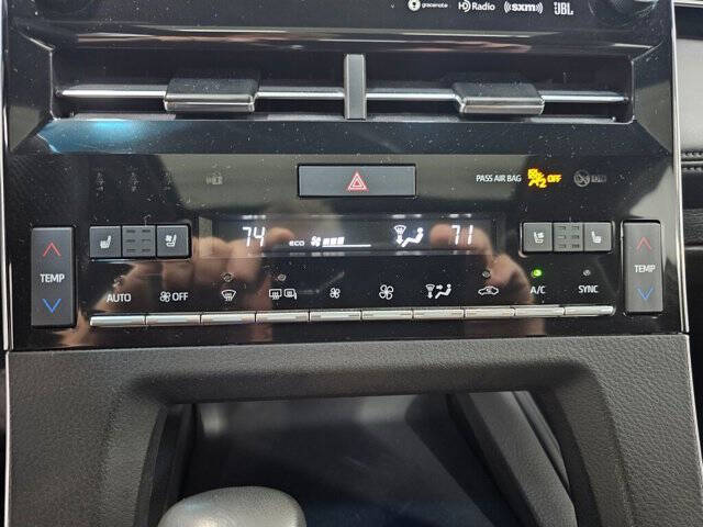 2022 Toyota Avalon Hybrid Limited