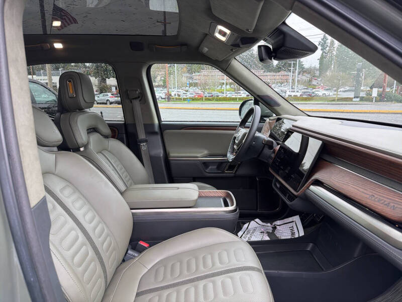 2023 Rivian R1T Launch Edition