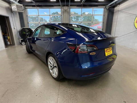 2021 Tesla Model 3 Standard Range Plus