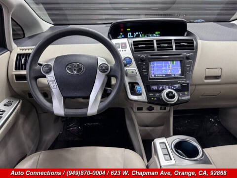 2013 Toyota Prius v Three