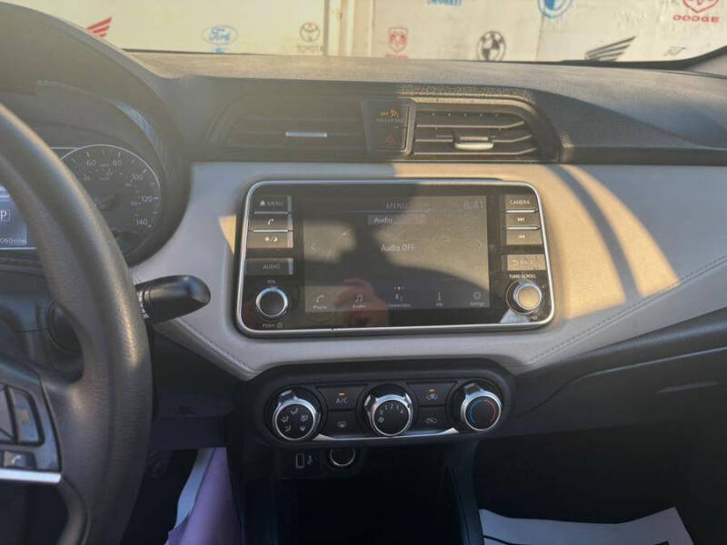 2021 Nissan Versa SV