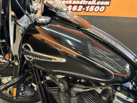2018 Harley-Davidson FLHC - Softail Heritage