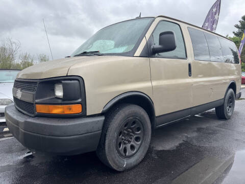 2011 Chevrolet Express LS 1500