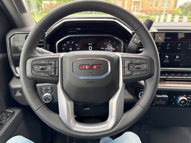 2025 GMC Sierra 1500