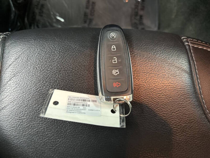 2018 Ford Taurus SEL