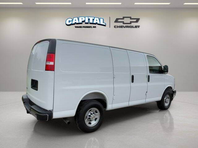 2025 Chevrolet Express 2500