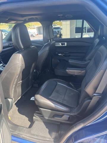 2022 Ford Explorer ST-Line