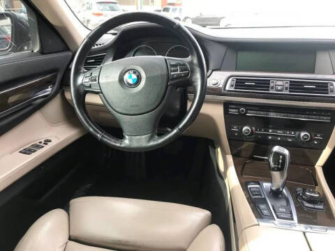 2011 BMW 7 Series 750Li xDrive