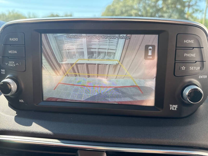 2020 Hyundai Santa Fe SE