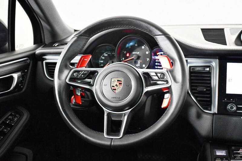 2017 Porsche Macan GTS