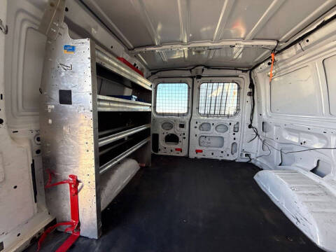 2011 Ford E-Series E-350 SD