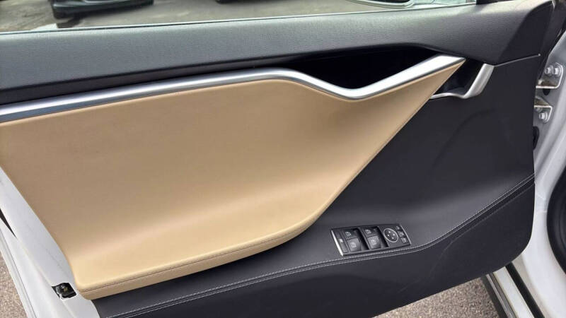 2014 Tesla Model S P85D