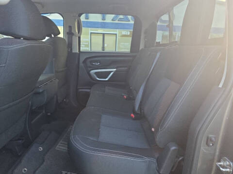 2018 Nissan Titan SV