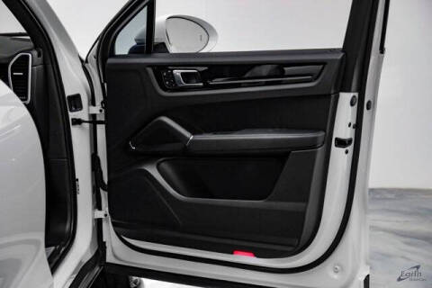 2023 Porsche Cayenne