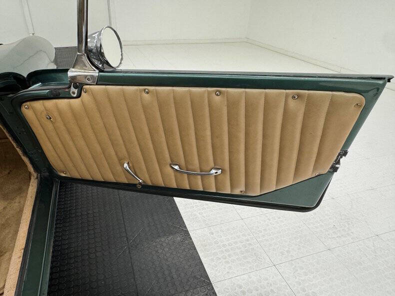 1965 MG MGB