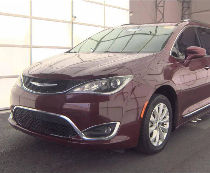 2018 Chrysler Pacifica Touring L