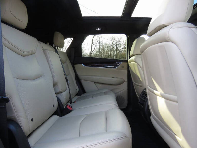 2017 Cadillac XT5 Premium Luxury