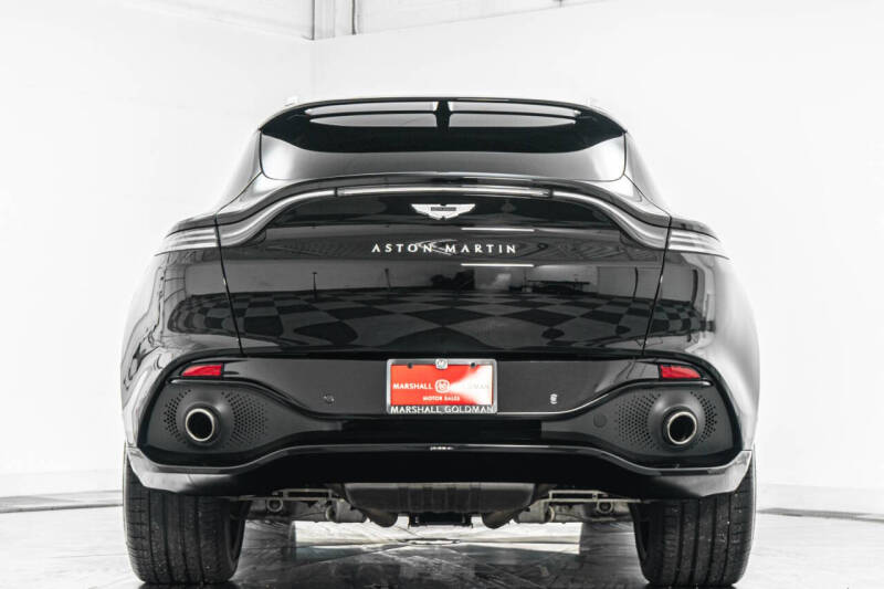 2021 Aston Martin DBX