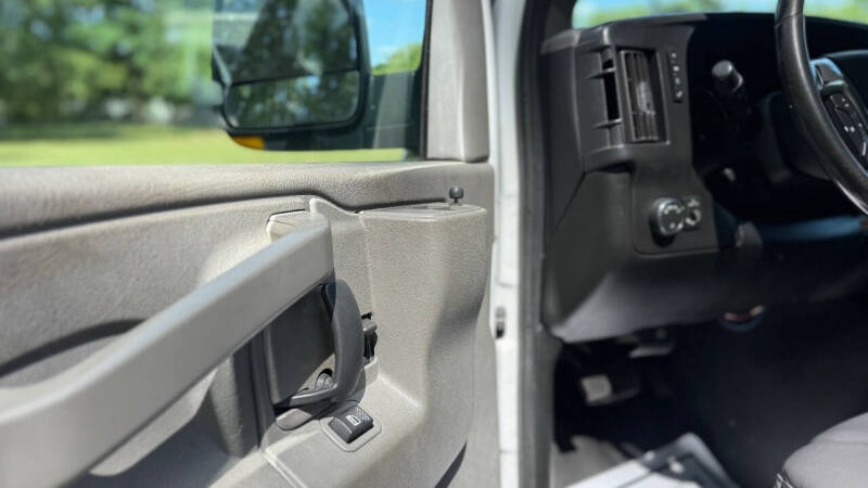 2017 Chevrolet Express 3500