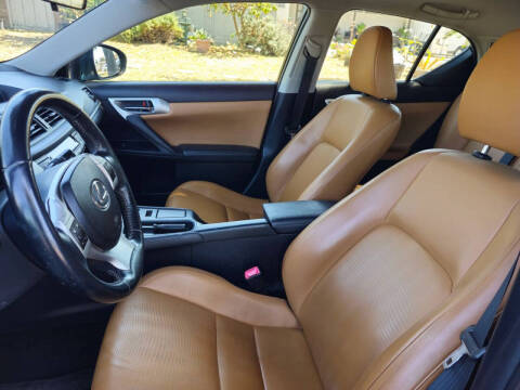 2012 Lexus CT 200h Premium