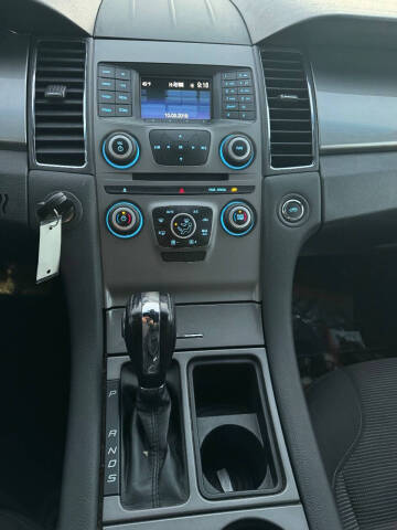 2019 Ford Taurus SEL