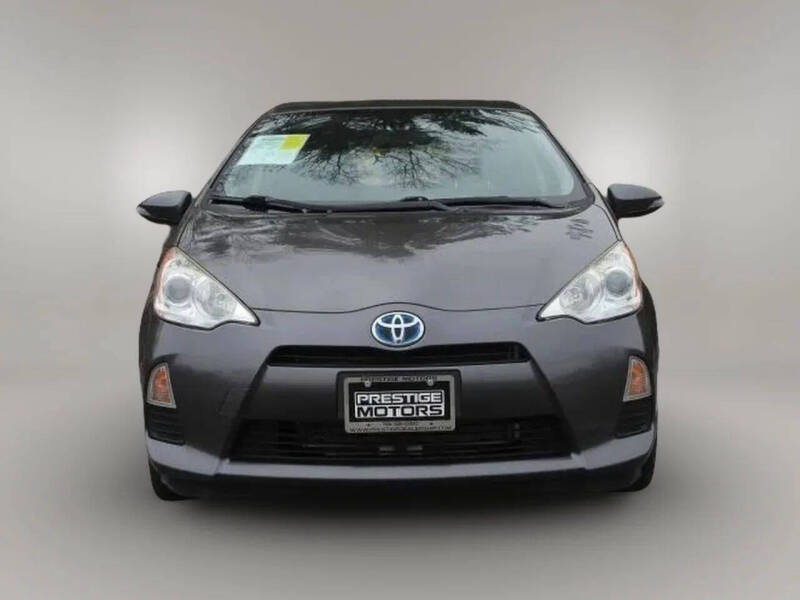 2013 Toyota Prius c