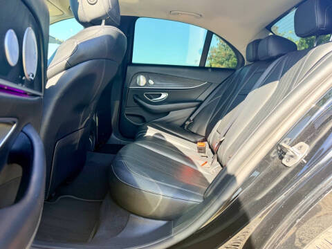 2019 Mercedes-Benz E-Class E 300