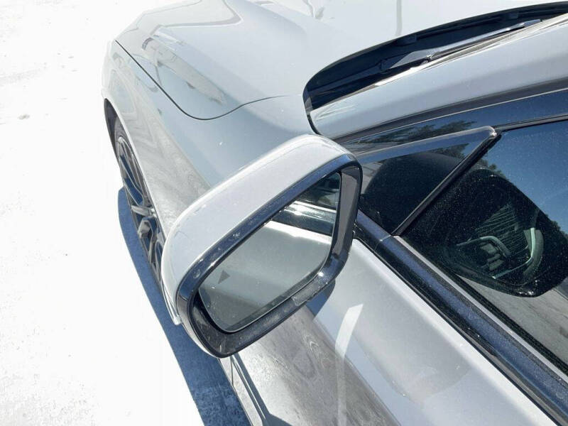 2022 BMW 7 Series 740i