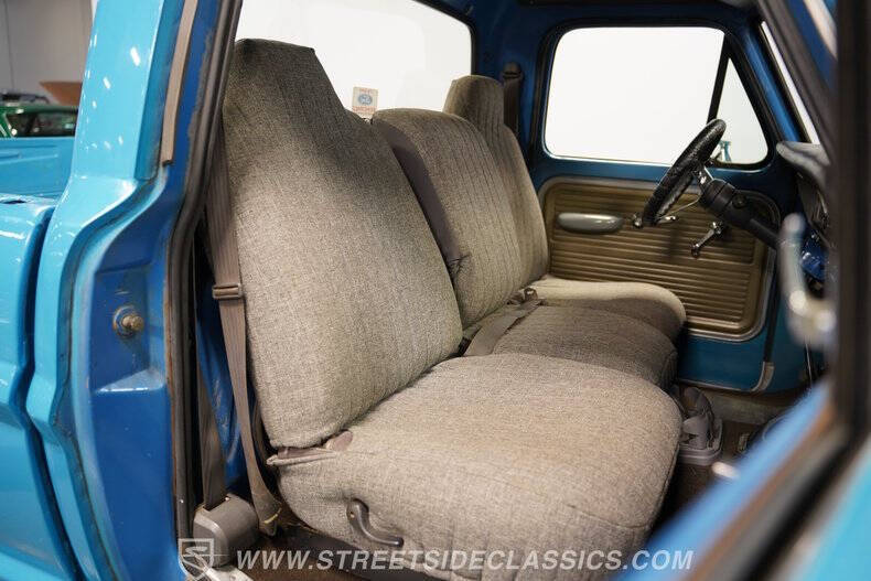 1967 Ford F-100