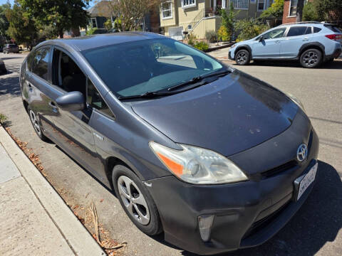 2012 Toyota Prius Two