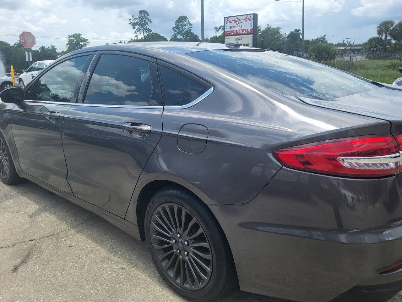 2019 Ford Fusion for sale at FAMILY AUTO BROKERS in Longwood, FL