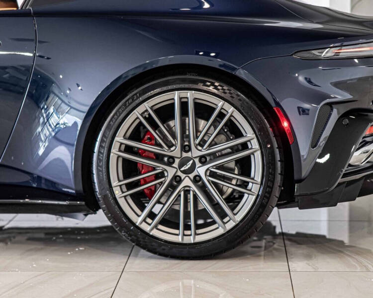 2026 Aston Martin Vantage