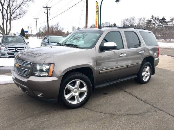 2014 Chevrolet Tahoe for sale at Premier Motors LLC in Crystal MN
