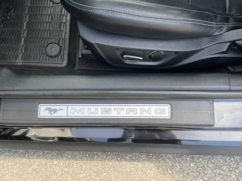 2017 Ford Mustang EcoBoost Premium