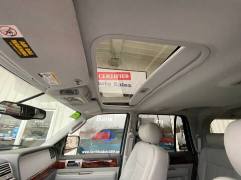 2005 Lincoln Navigator Luxury