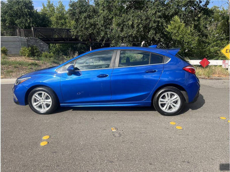 2018 Chevrolet Cruze LT Manual