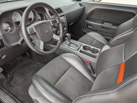 2008 Dodge Challenger SRT8