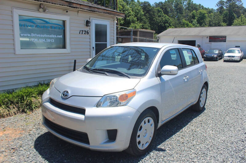 2010 Scion xD