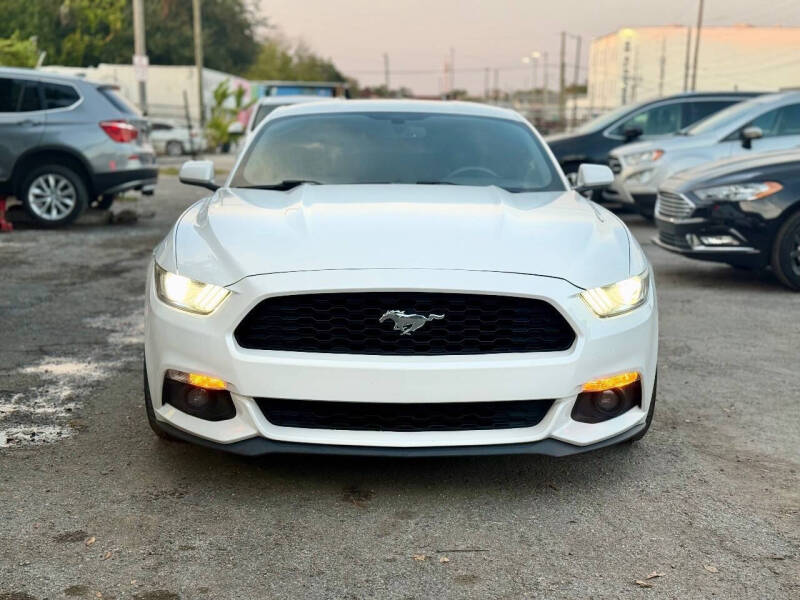 2017 Ford Mustang EcoBoost Premium