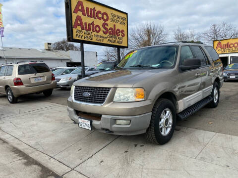 2003 Ford Expedition for sale at AUTCO AUTO SALES in Fresno CA