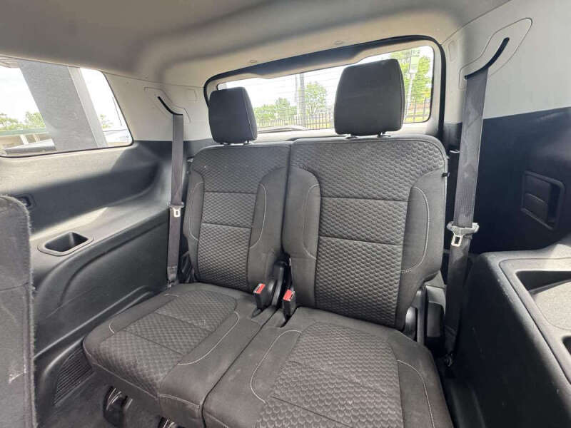 2017 GMC Acadia SLE-2