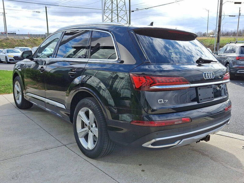 2022 Audi Q7 quattro Premium 55 TFSI