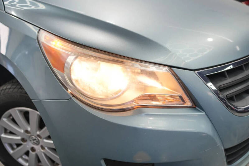 2009 Volkswagen Routan