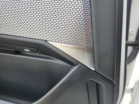 2023 BMW 7 Series 740i