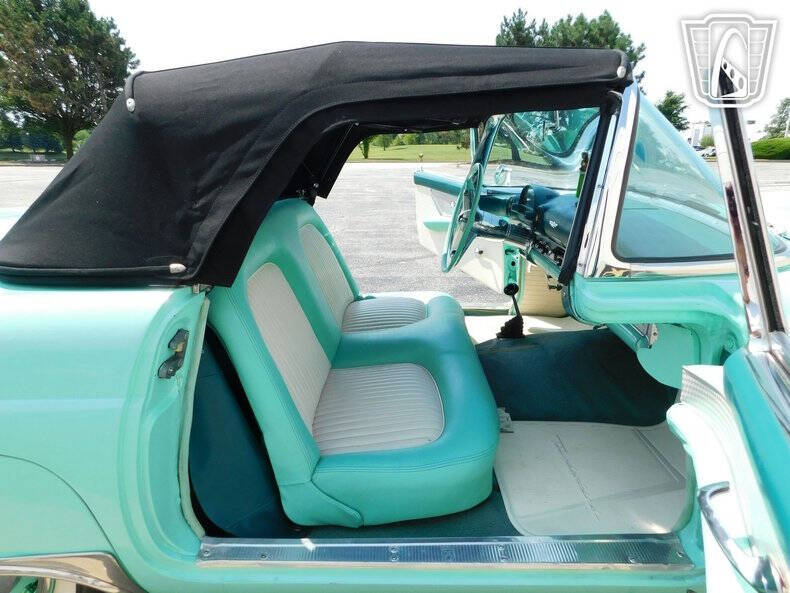 1955 Ford Thunderbird