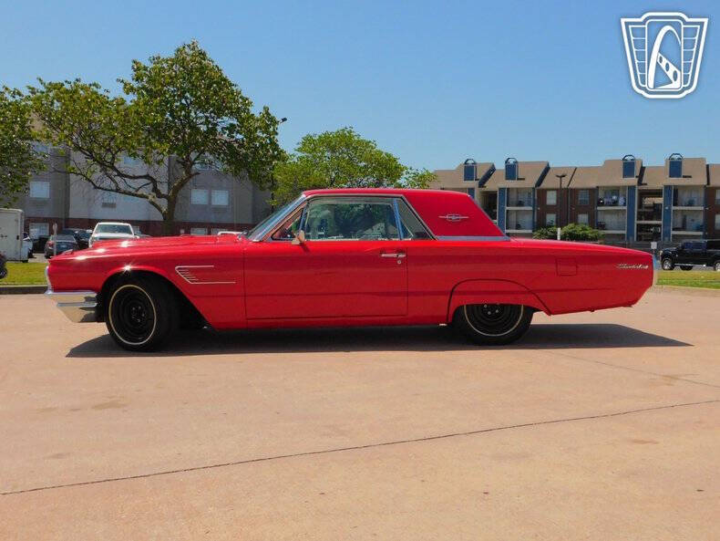 1965 Ford Thunderbird