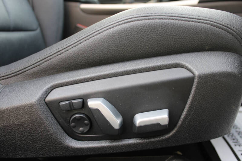 2018 BMW 3 Series 330e iPerformance