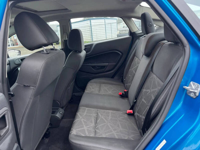 2013 Ford Fiesta SE